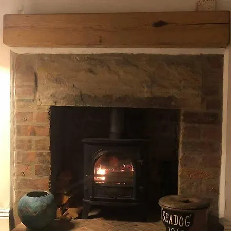 Charming 2-Bed Kaitness Cottage In Skipton * Скиптон