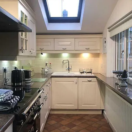 Charming 2-Bed Kaitness Cottage In Skipton Сasa de vacaciones *